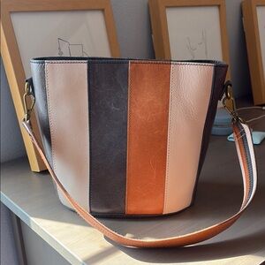 Madewell leather striped bucket bag